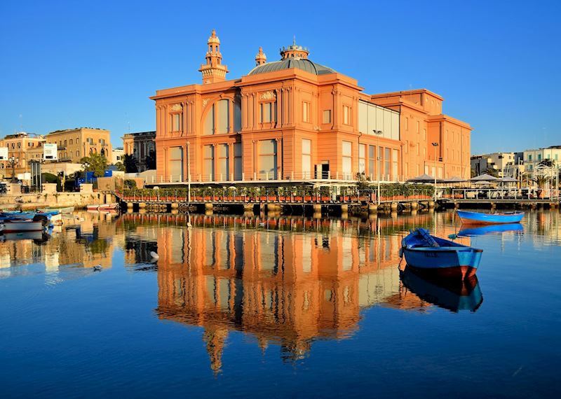 Margherita Theatre, Bari