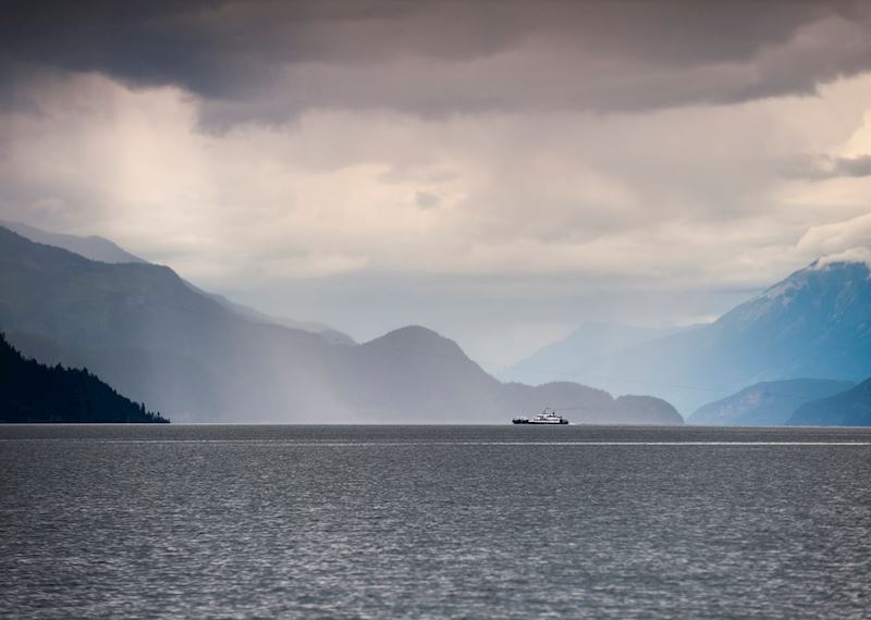 Kootenay Lake Ferry, Kootenay Bay