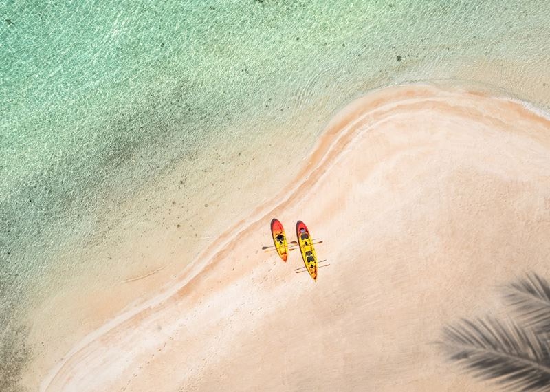 Kayaking, Tikehau