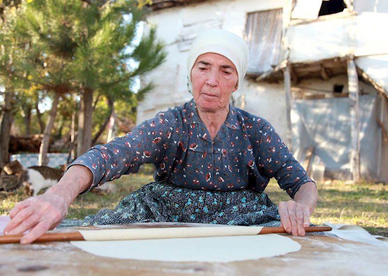 Cookery course in a local home