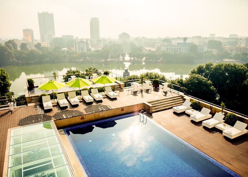 Pool at the Apricot Hotel