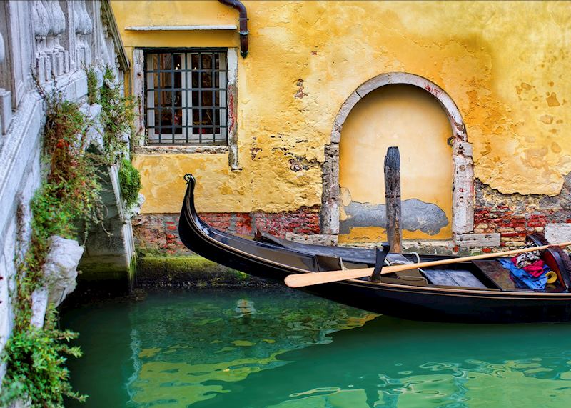 Gondola, Venice