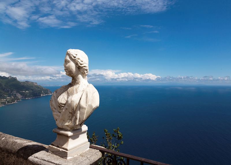 Statue, Ravello, Amalfi Coast