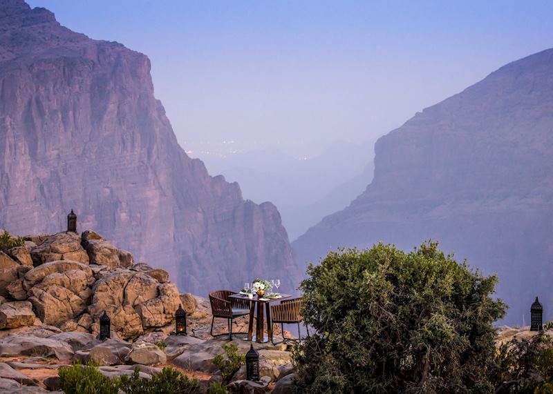 Cliff dining, Anantara Al Jabal Al Akhdar Resort, Jebel Akhdar