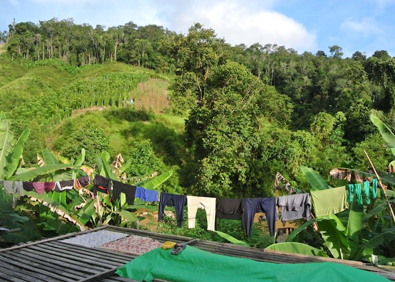 Staying at the Lemanak Longhouse