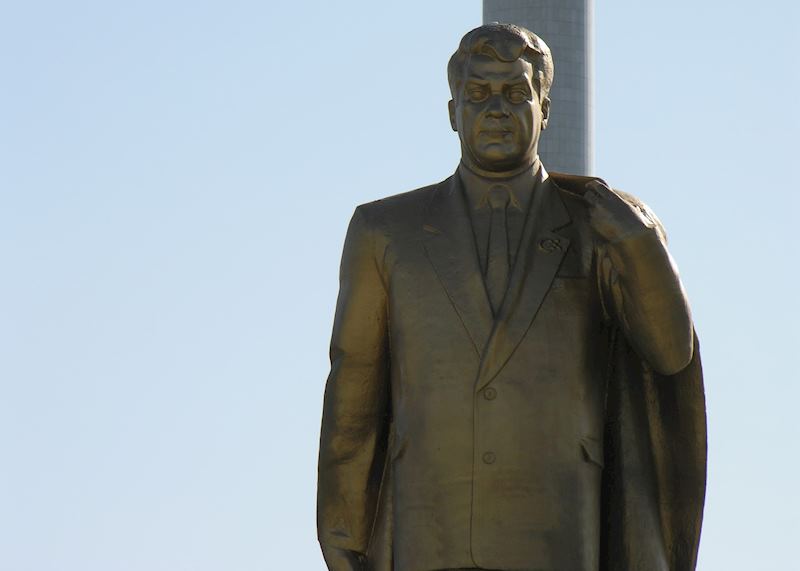 Statue of Turkmenbashi, Ashgabat