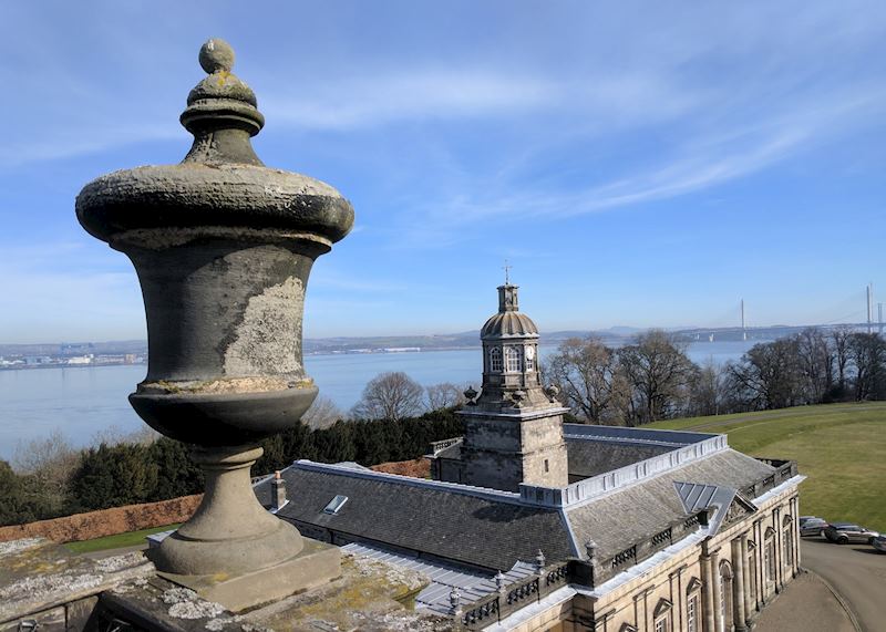 Hopetoun House