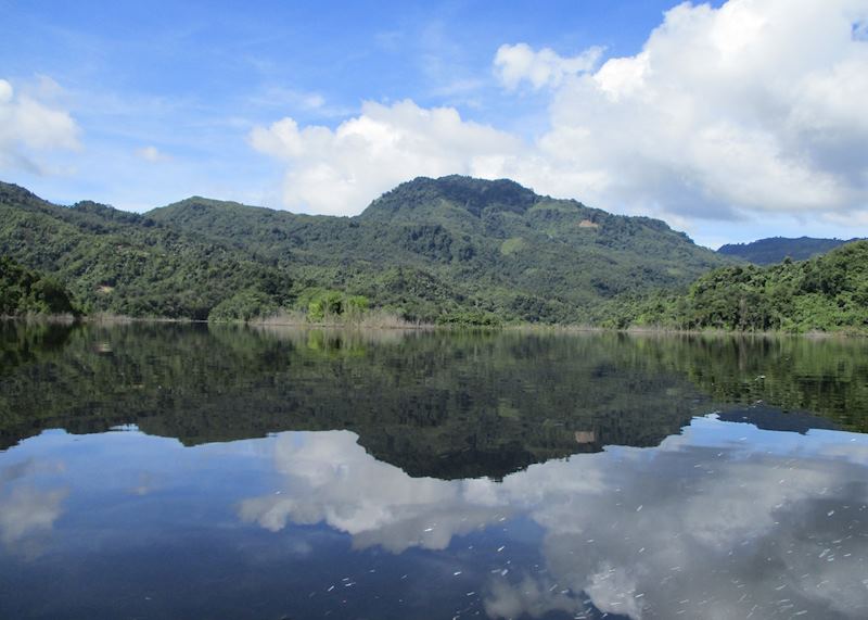 Beautiful scenery from the Bengoh Lake