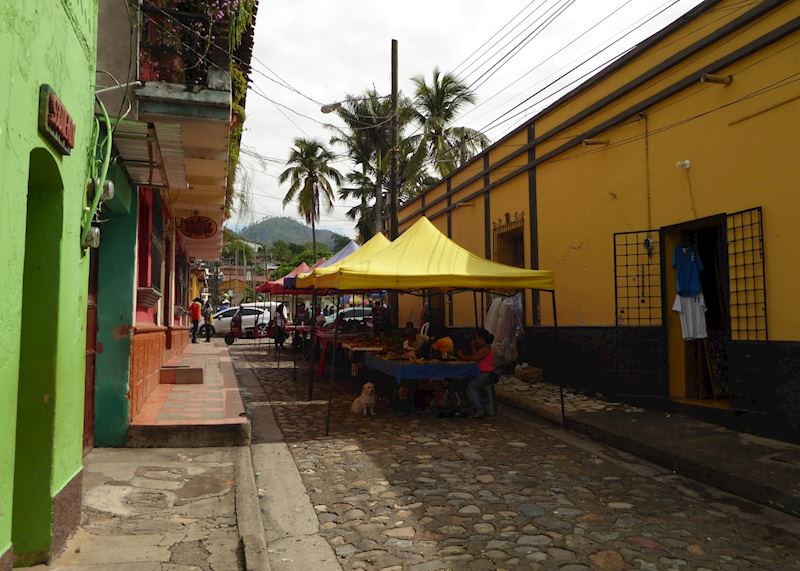 Colourful street in Copán