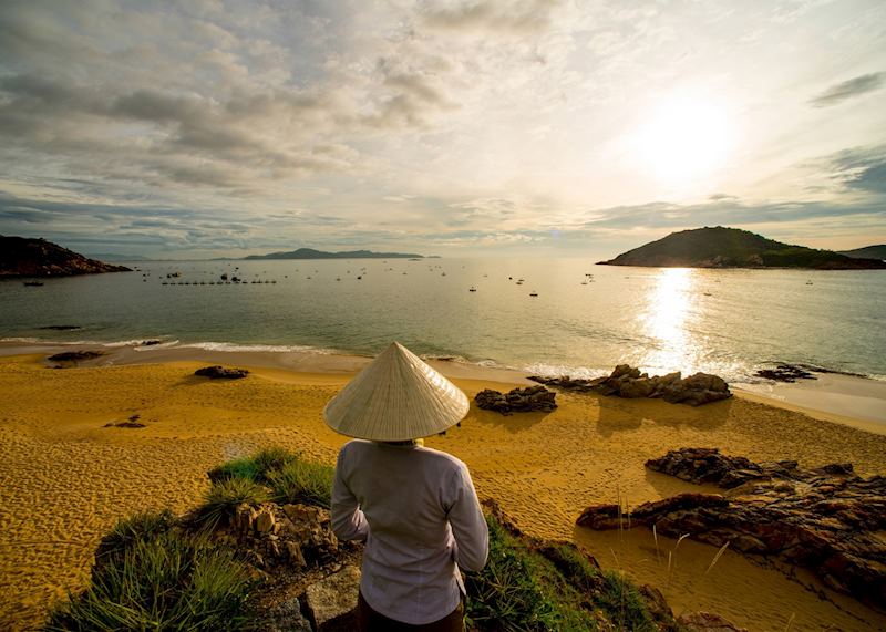 Quy Nhon beach at sunrise 