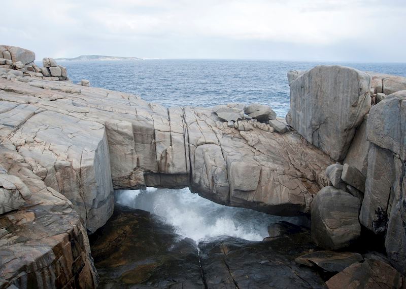 Natural bridge, Torndirrup National Park, Albany