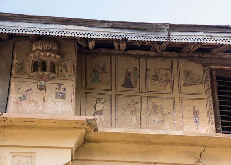 Garli has some unique painting on its buildings