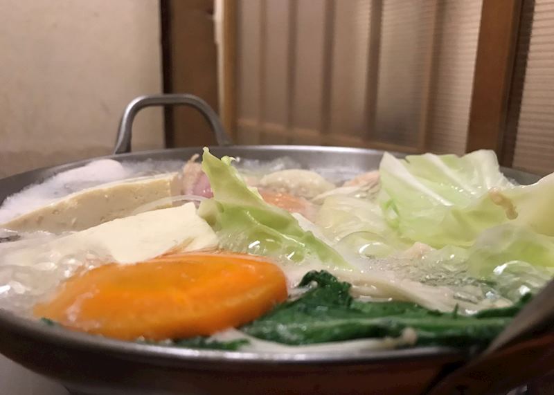 Fukuoka chicken hotpot 'mizutaki'