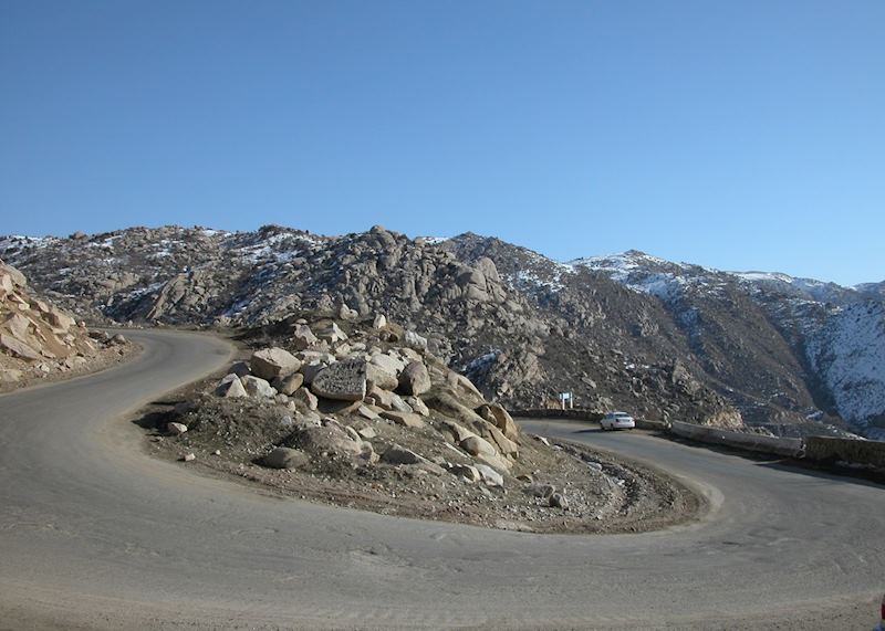 Hairpin bend on the road to Shakhrisabz