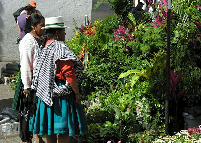 Flower market at Cuenca