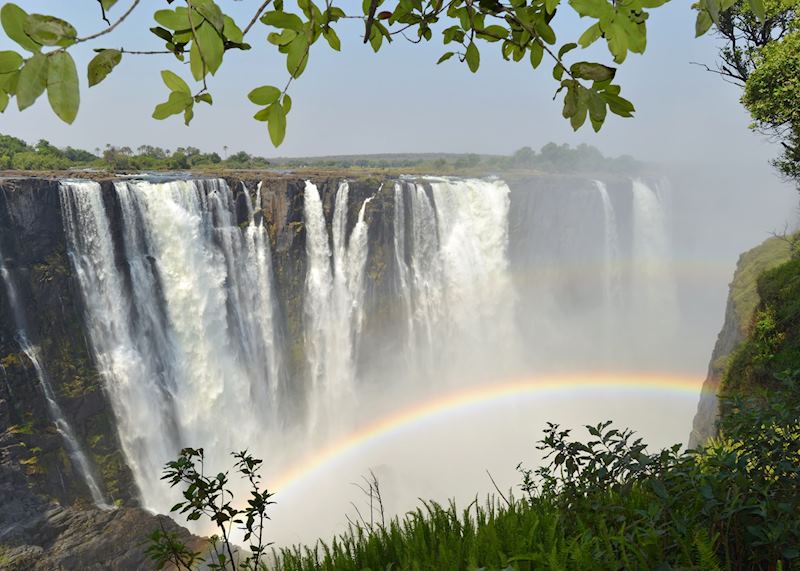 Victoria Falls in mid-flow