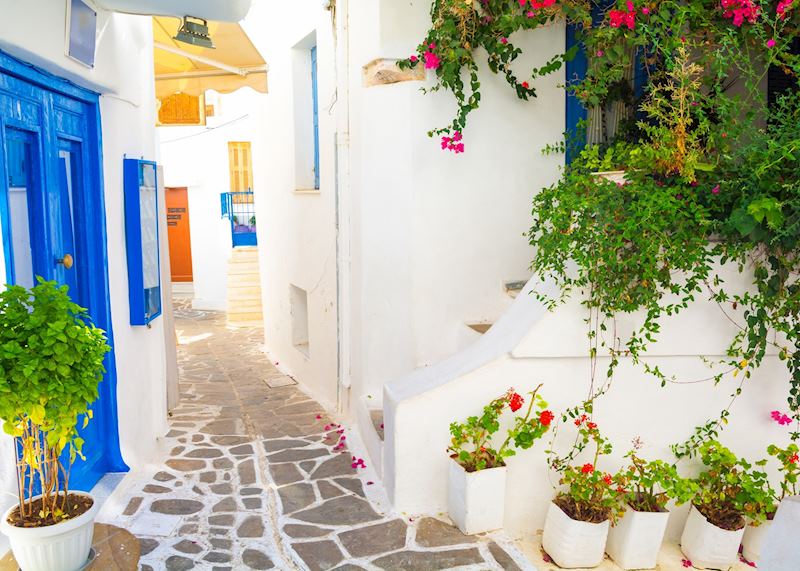 Narrow lanes, Naxos