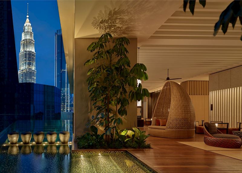 The RuMa Hotel & Residences - Santai, outdoor pool and bar area