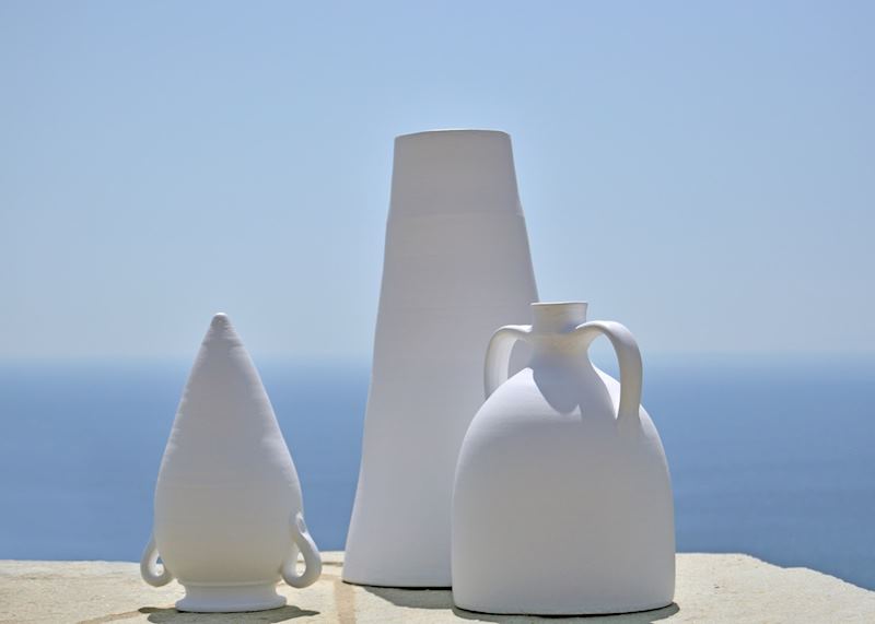 Local pottery, Sifnos