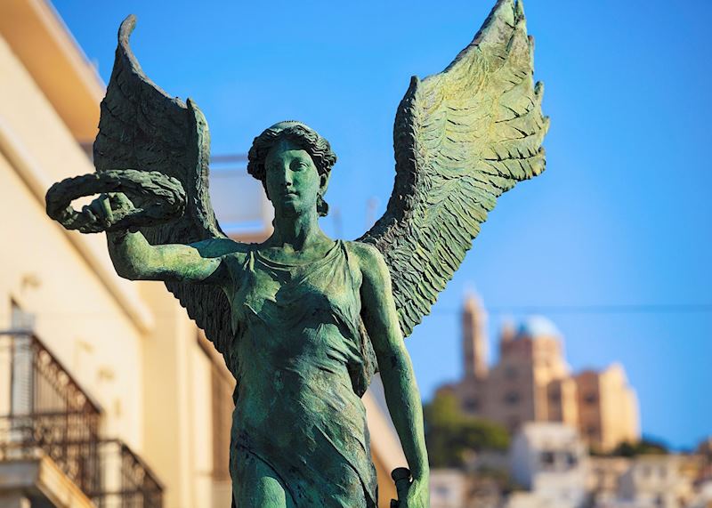Statue to the National Resistance, Syros