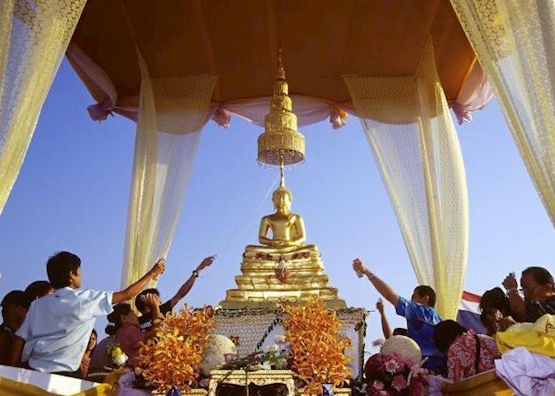 Showing respect to Lord Buddha, Chiang Mai