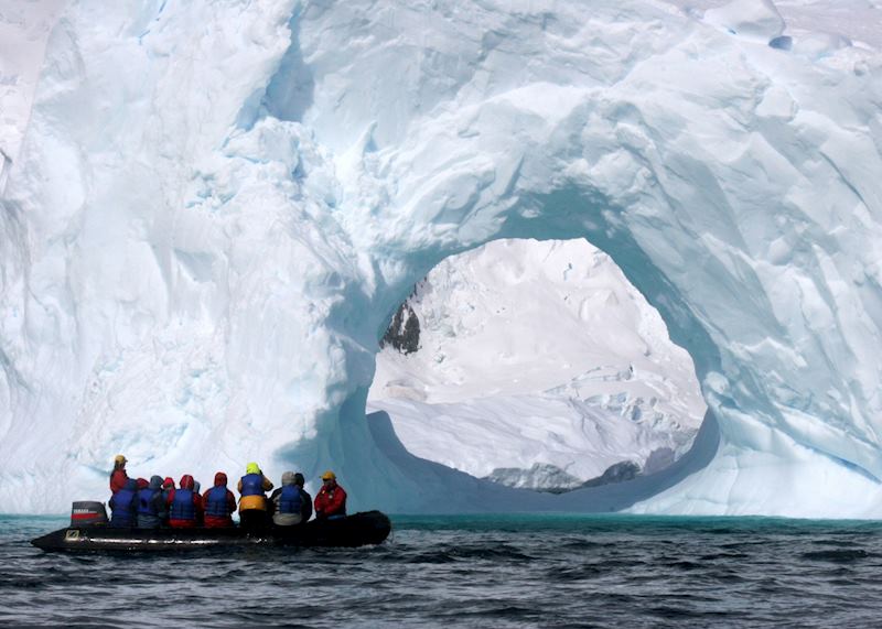 Zodiac cruise