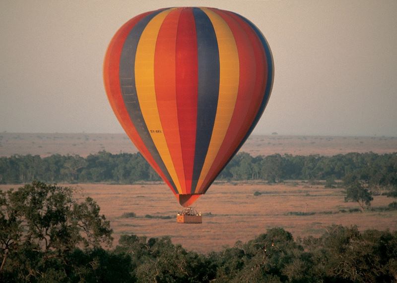 Early morning balloon safari
