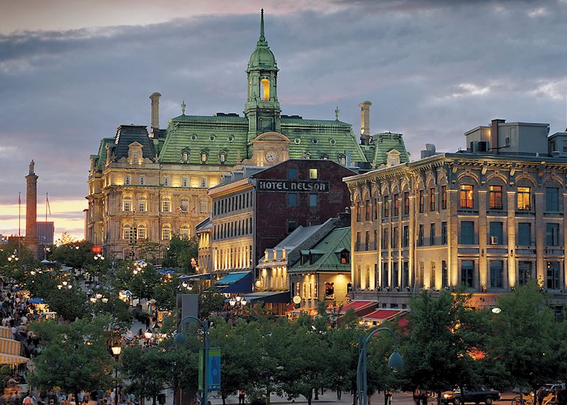 Rue St Jacques, Montréal
