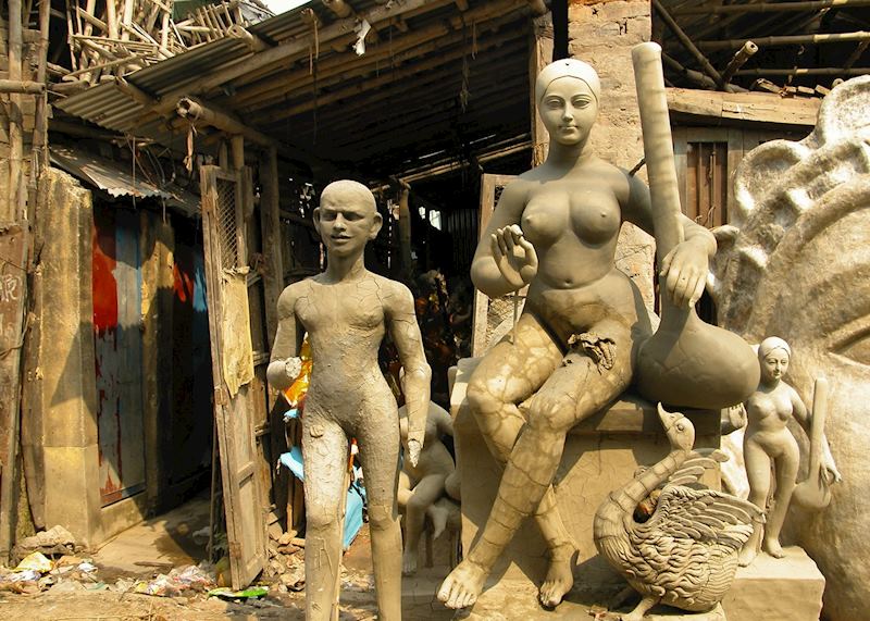 Religious sculptures on Potters Lane, Calcutta