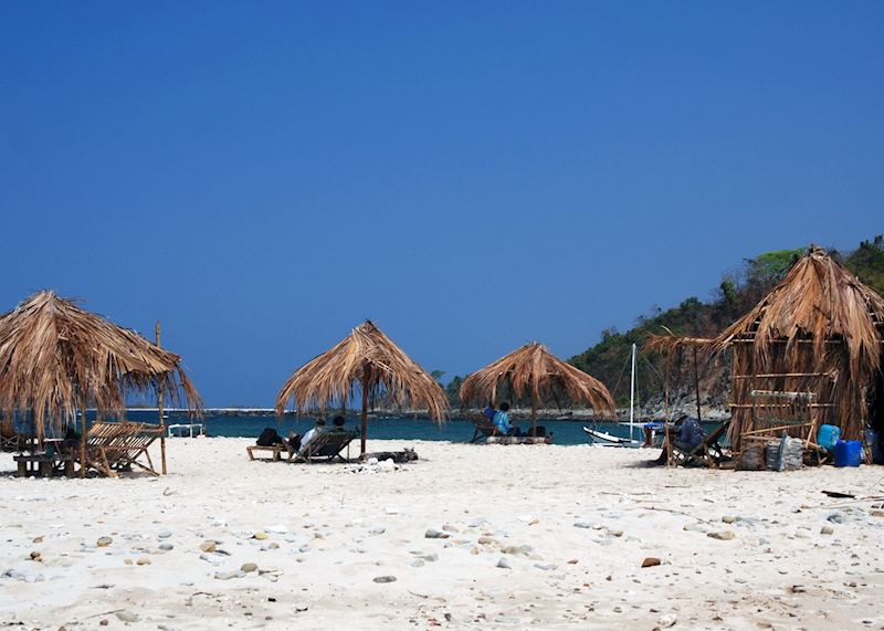 White Sand Island makes an interesting day trip from Ngapali Beach
