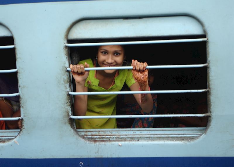 Girl on the train, Mumbai (Bombay), India