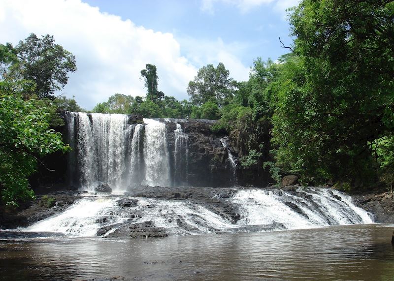 Bou Sra Waterfalls, Sen Monorom