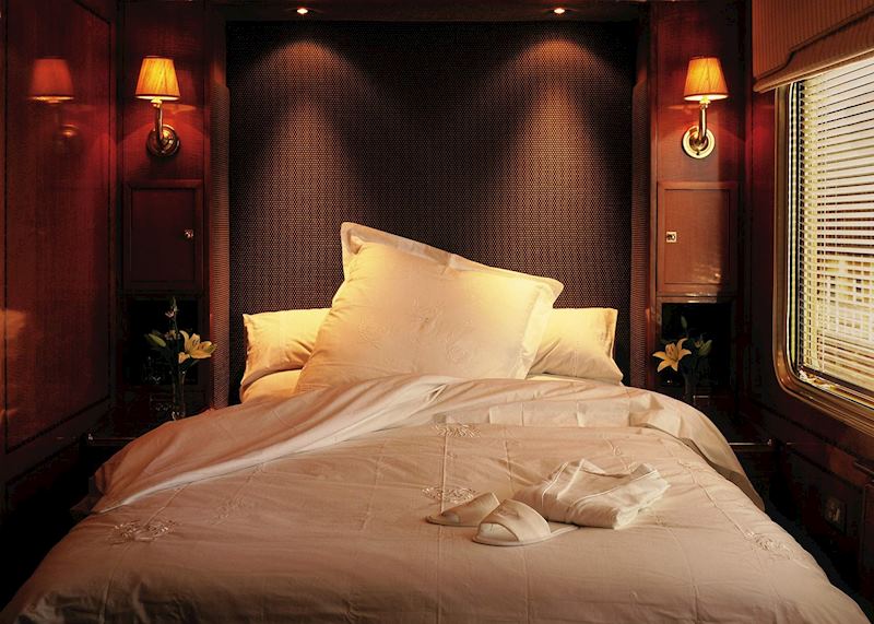 Bedroom, The Blue Train