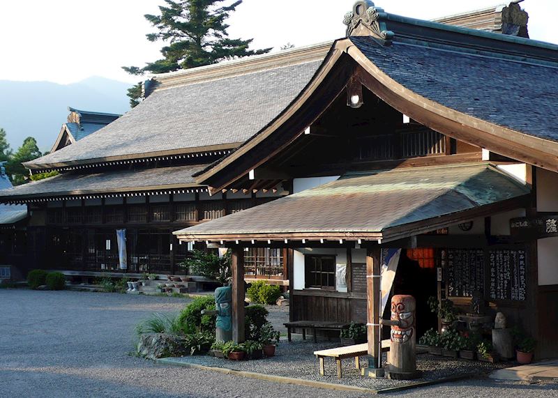 Kirshima Shrine building