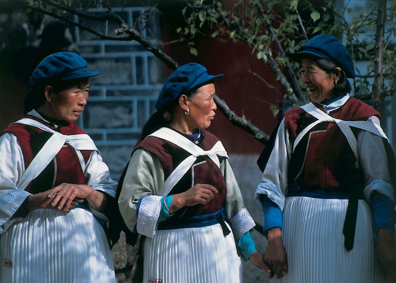 Local women, Lijang