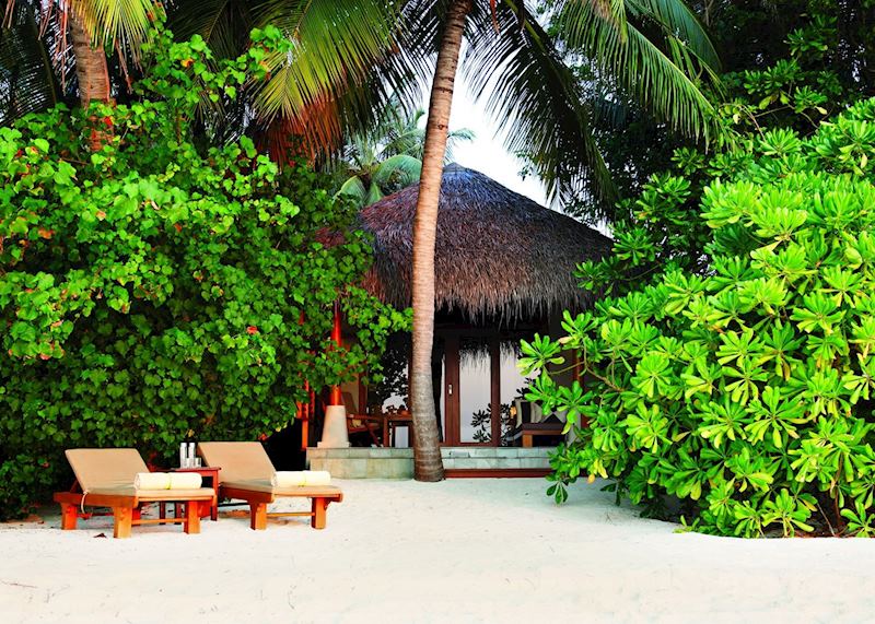 Baros Villa, Baros