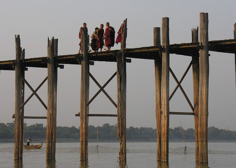 U Bein Bridge, Mandalay