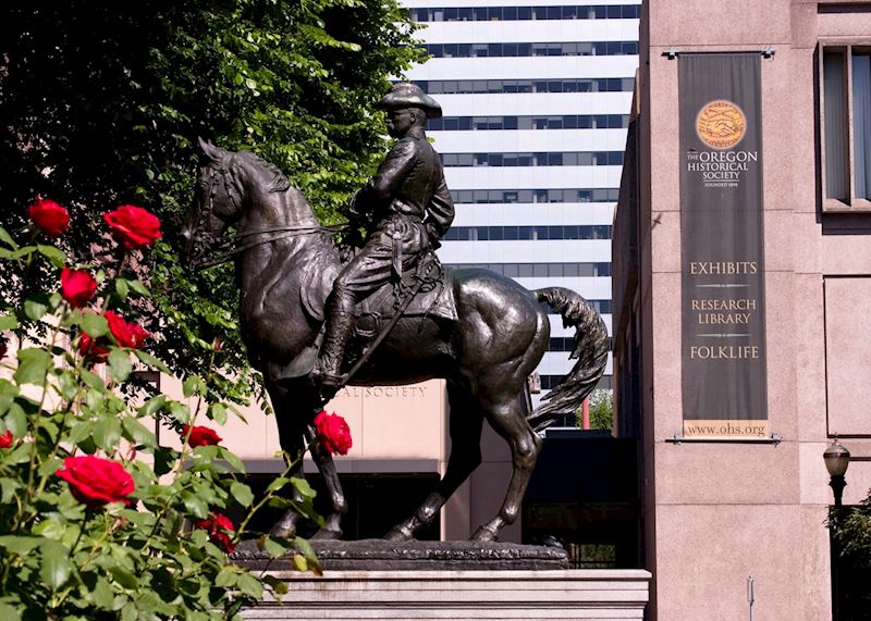 Statue at the Oregon Historical Society, Portland