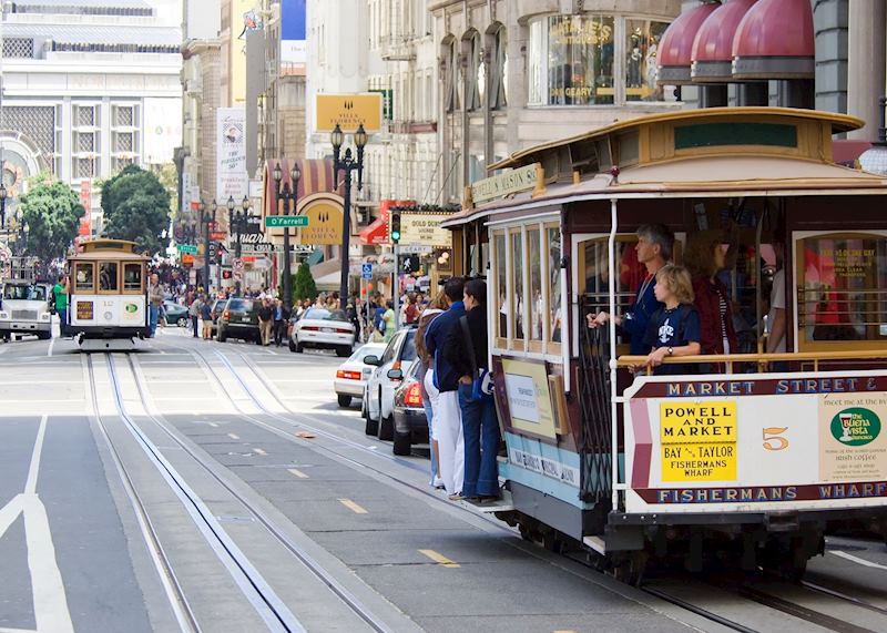 A San Francisco cable car