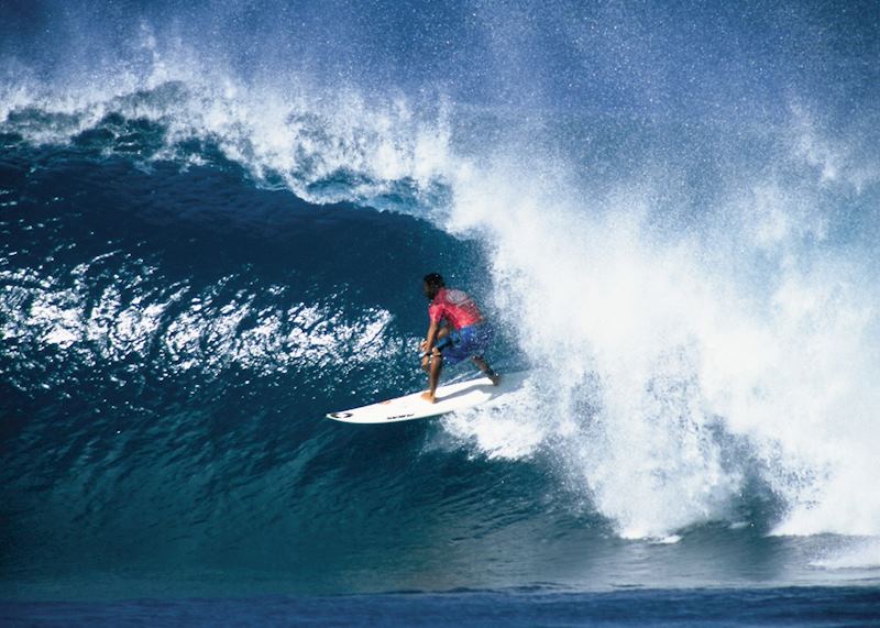 Surfer, Oahu's North Shore (Source: HTA / Kirk Lee Aeder)