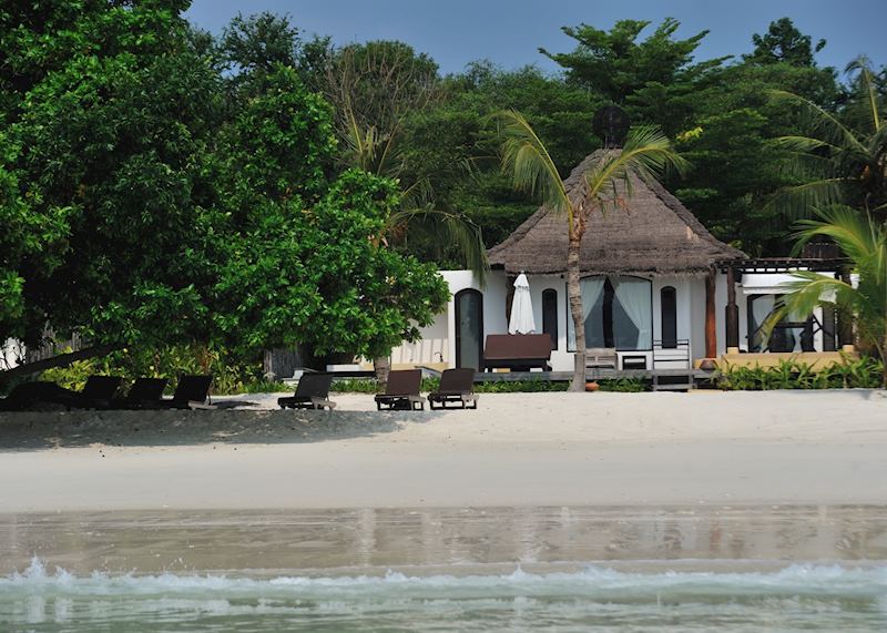 Beach Front Villa, Paradee