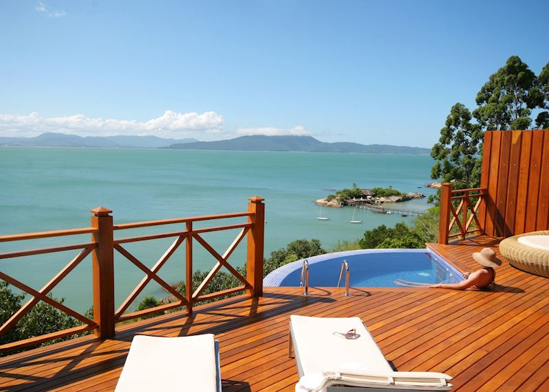 Villa Esmeralda, Ponta dos Ganchos