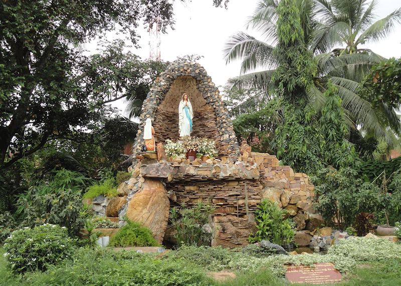 Catholic shrine, Battambang