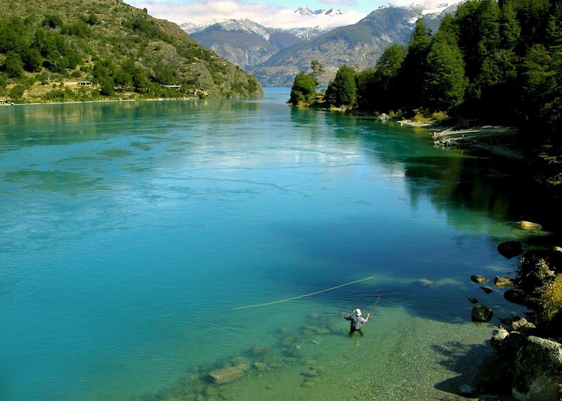 Fly fishing, Lago General Carrera, Chile