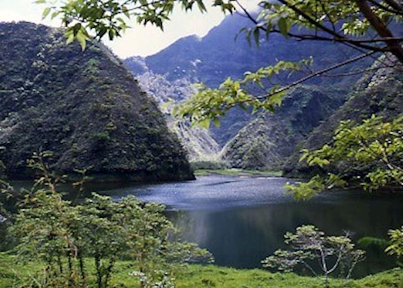 Lake Vaihiria, Tahiti