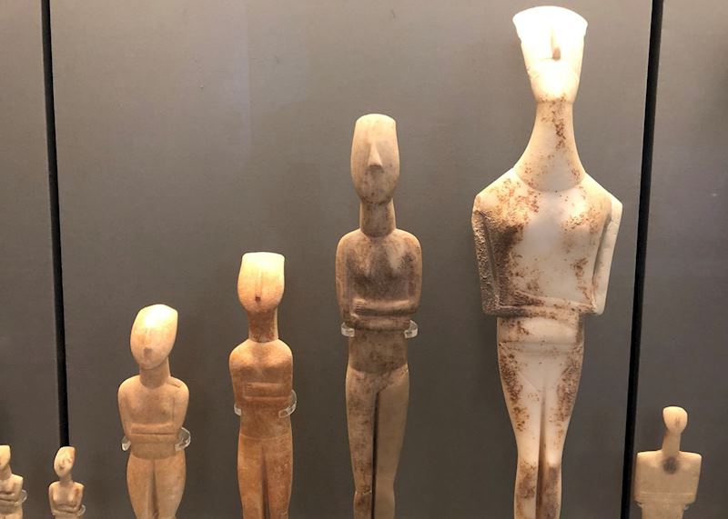Cycladic figurines, National Archaeological Museum
