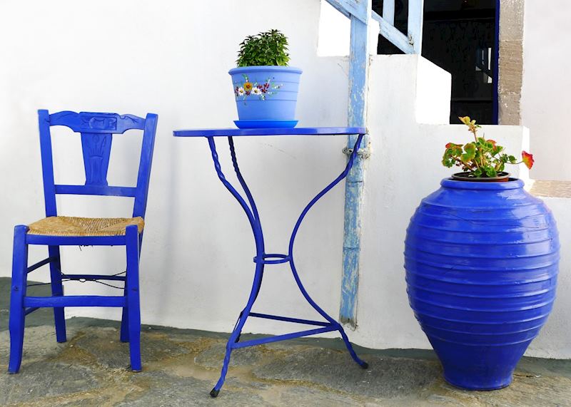 Local house, Milos