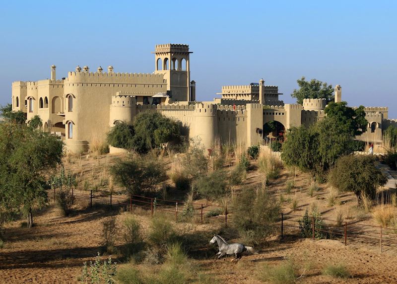 Exterior, Mihir Garh