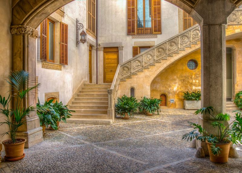 Courtyard, Palma